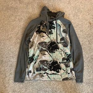 Saga Outerwear lightweight hoodie